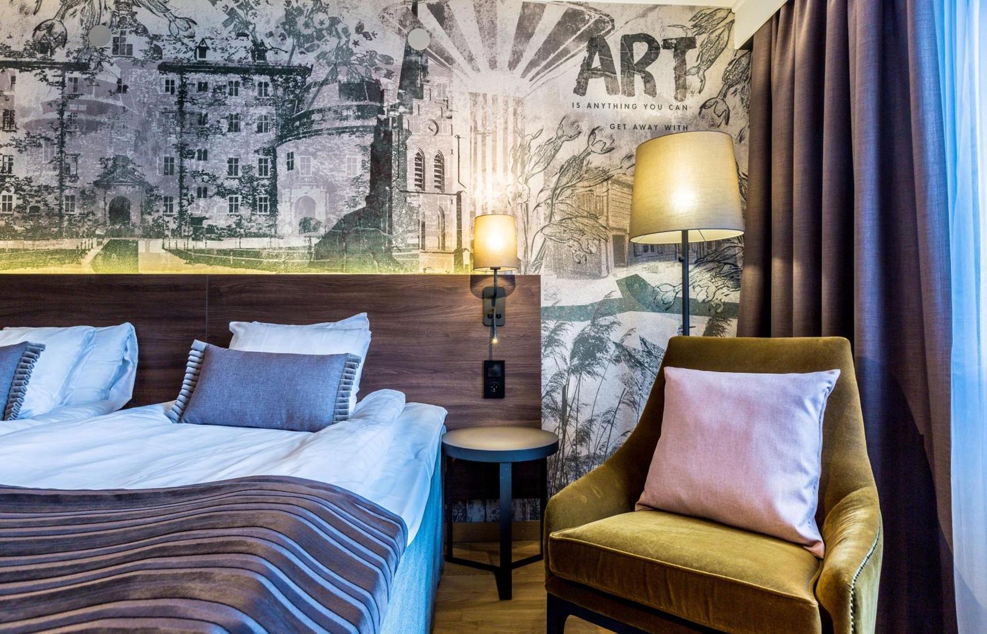 Scandic Grand Hotel Örebro Buitenkant foto